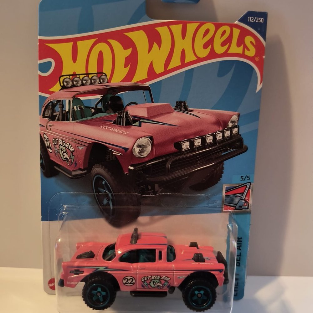 Hot Wheels Bel Air Big Air pink with shipping protector